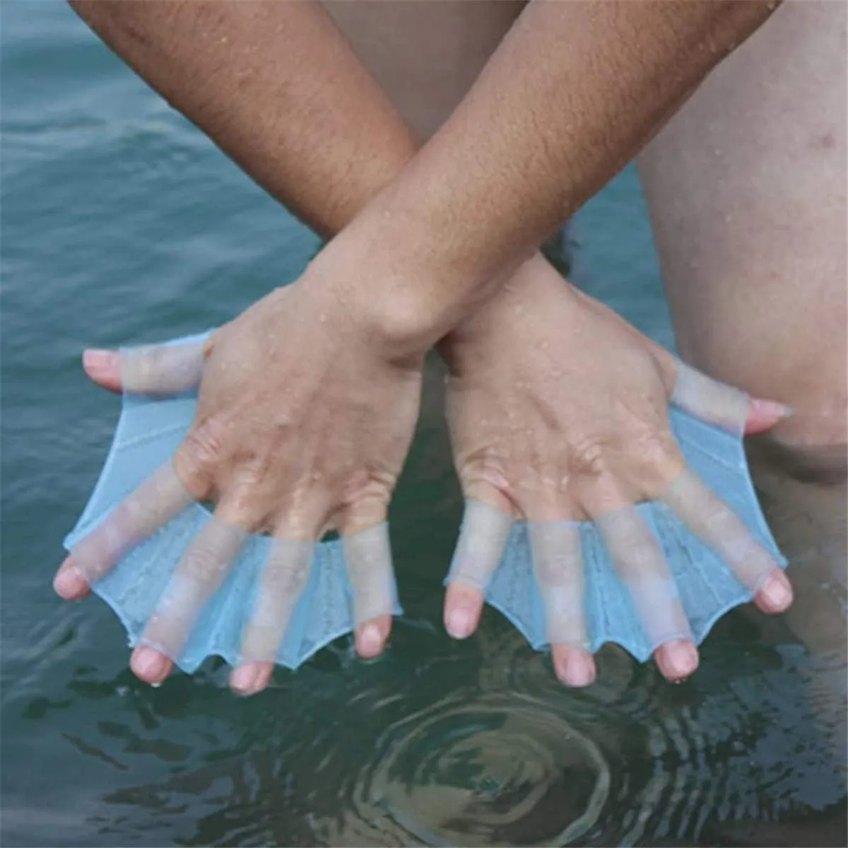 2 Pair Silicone Swimming Gloves Finger Frog Type Webbed Aquatic Training Water Resistance Fitness Paddle Aerobics for Men Women Kids