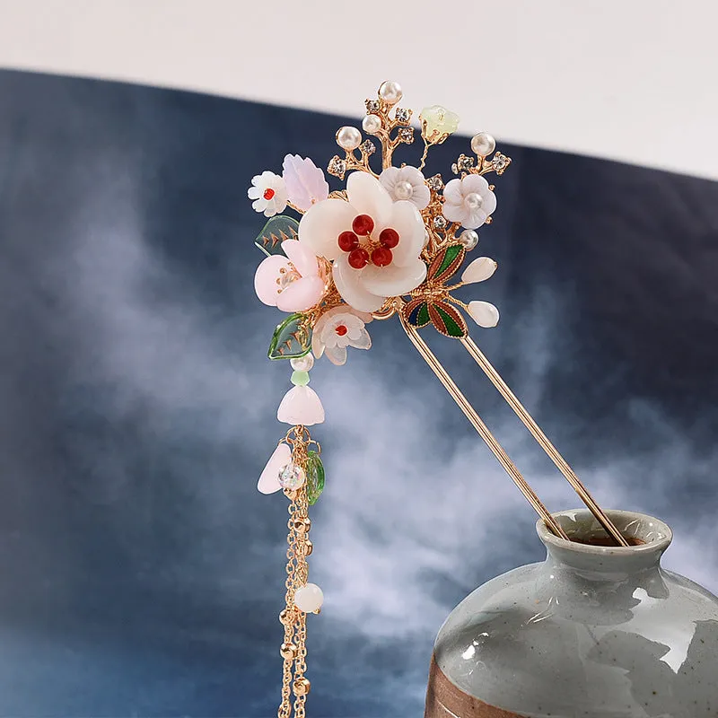 Hanfu Delicate Flower Step Shake Shell Pearl Hairpin