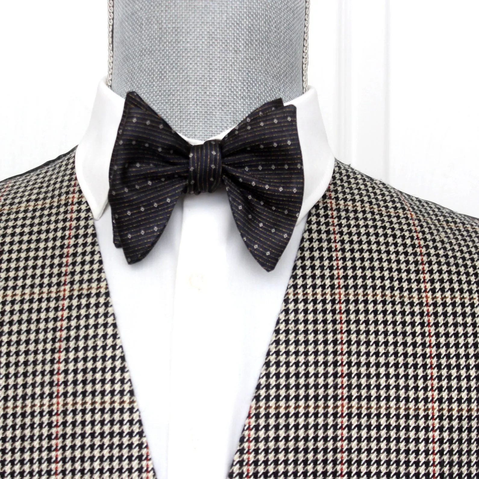 Large Men's Bow tie