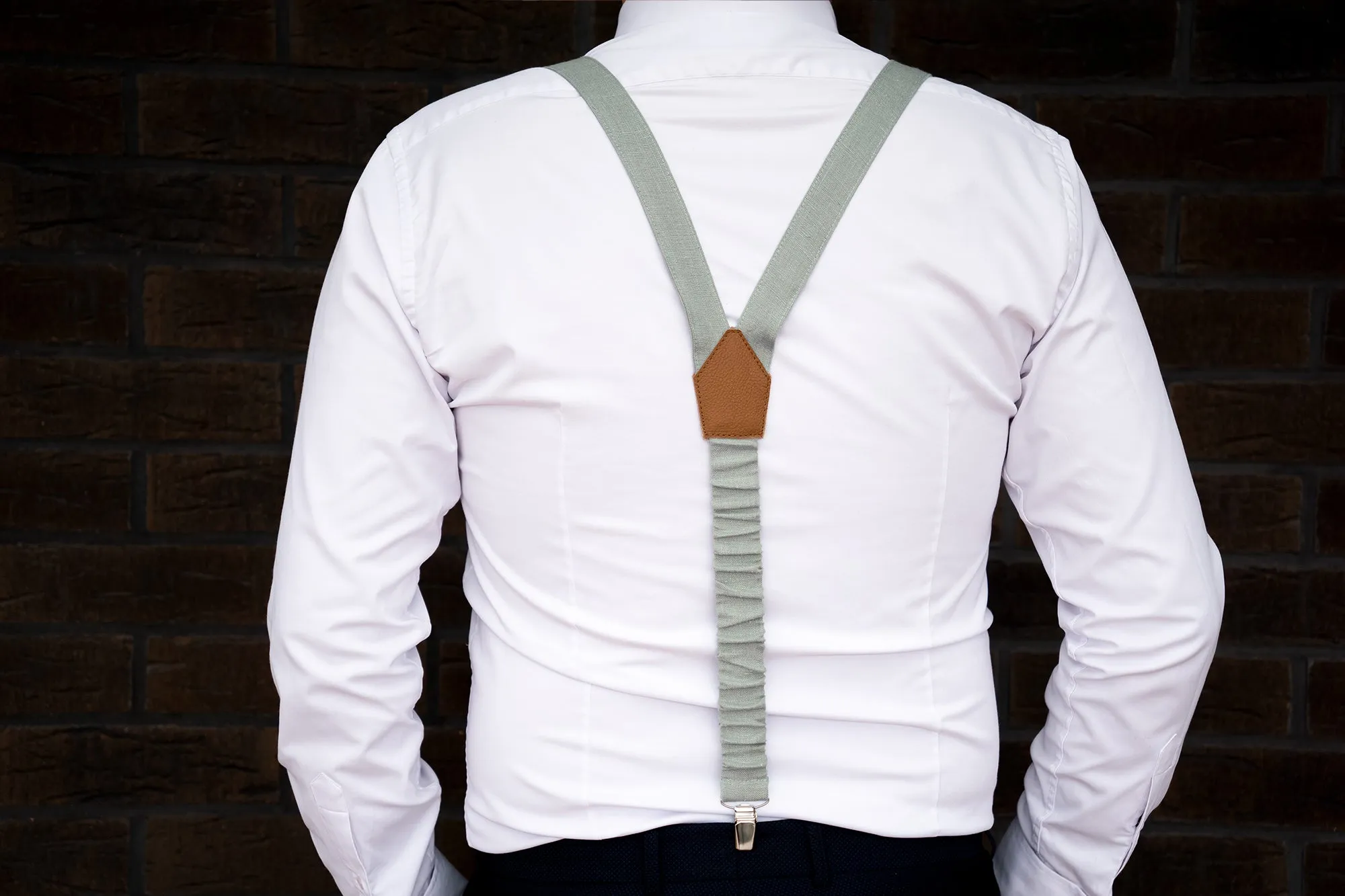 Make a Statement with Our Natural Linen Bow Tie - Ideal for Grooms and Groomsmen