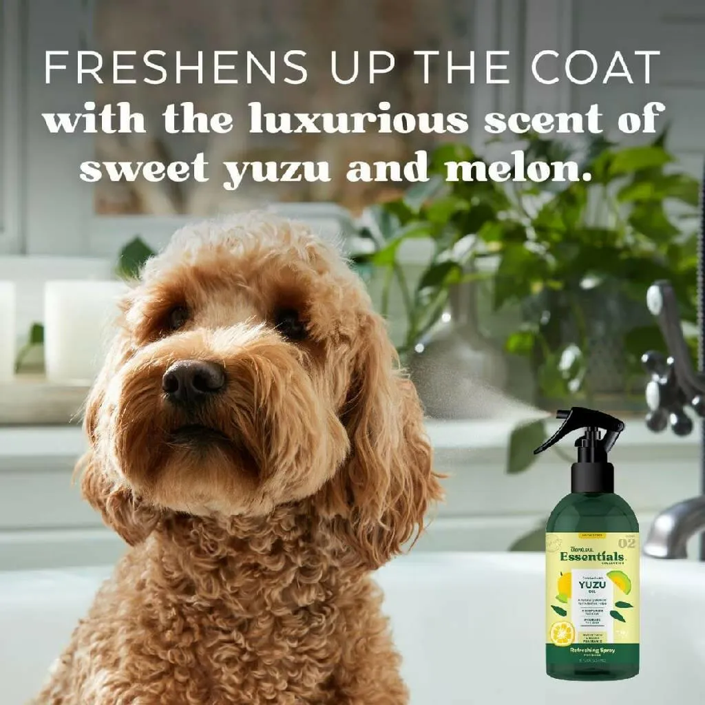 TropiClean Essentials Yuzu Fruit Refreshing Coat Spray For Dogs (8 oz)